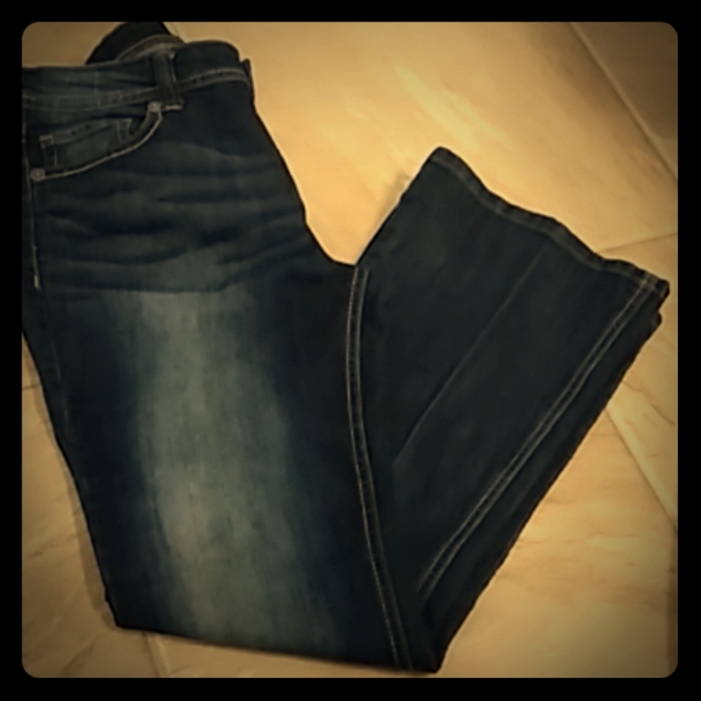 Lei size 11 short jeans